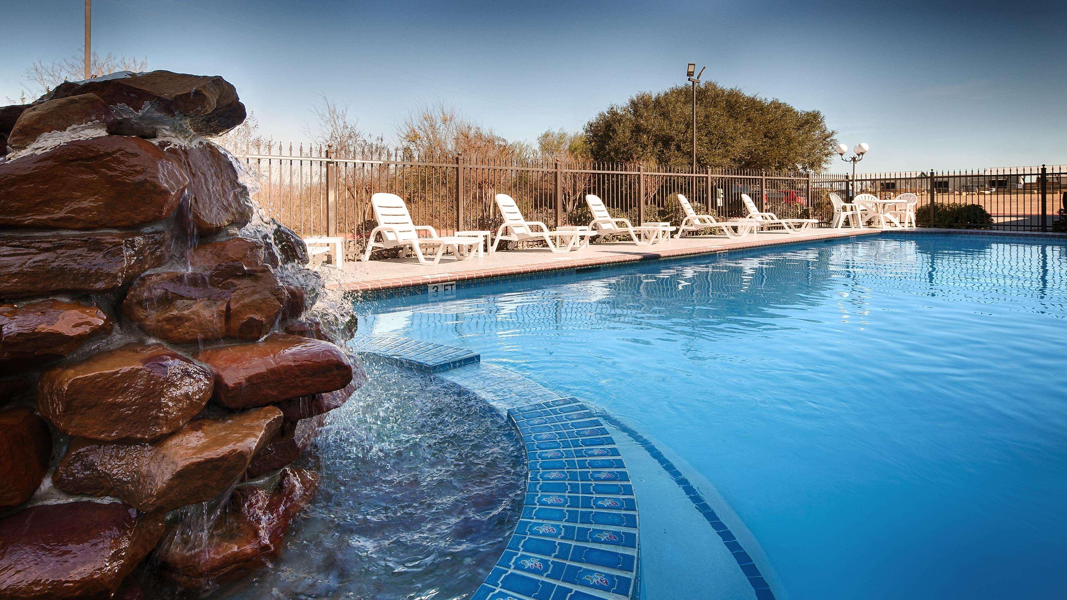 Best Western Inn Of Brenham Buitenkant foto