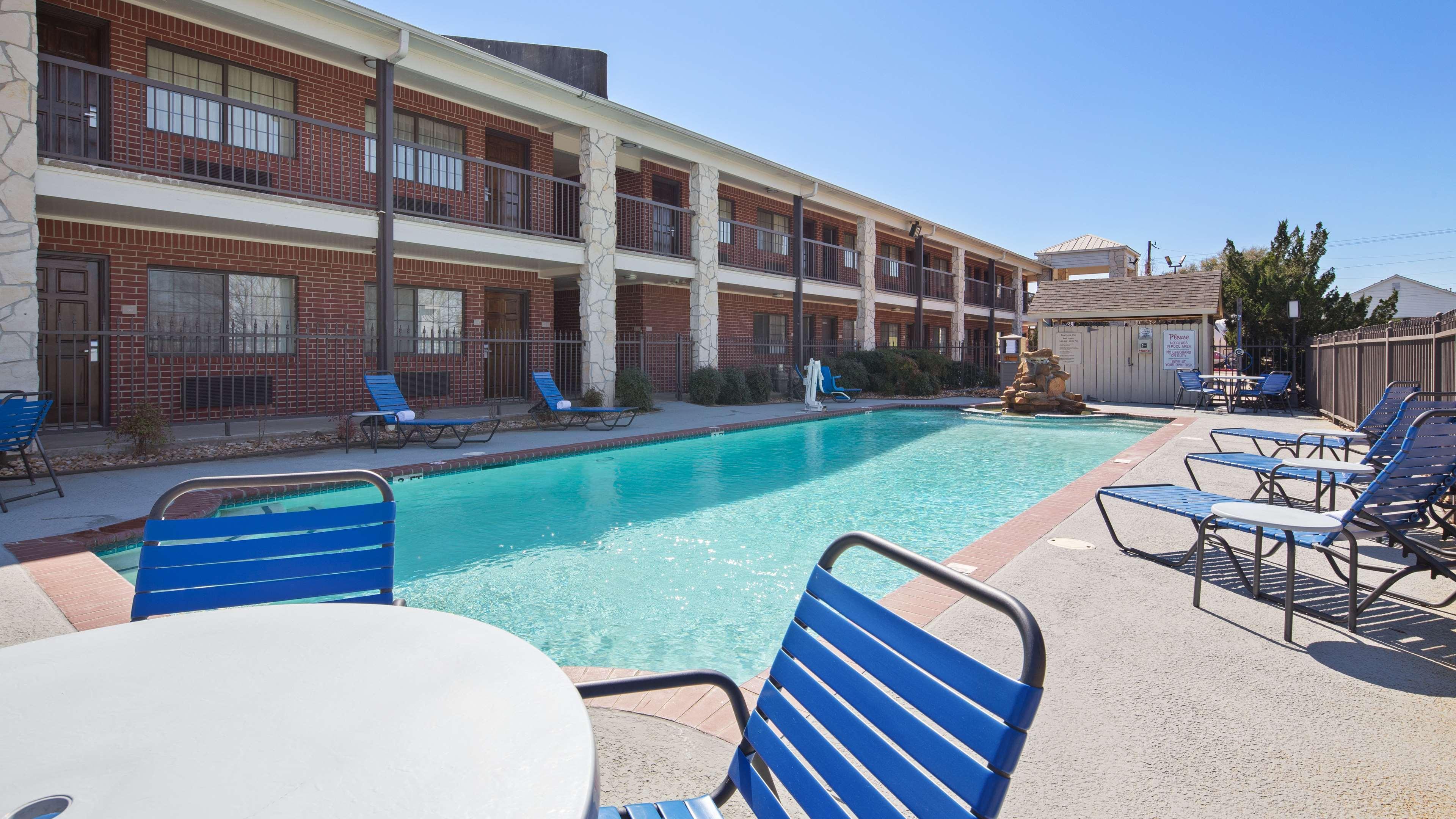 Best Western Inn Of Brenham Buitenkant foto